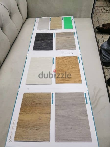 wallpaper and parquet shop / We selling new wallpaper and parquet 2