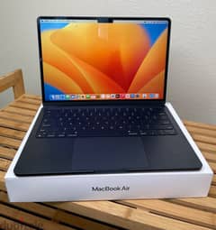 Mac Book Air 13.6" Laptop - Apple M2 chip - 8GB Memory - 512GB SSD