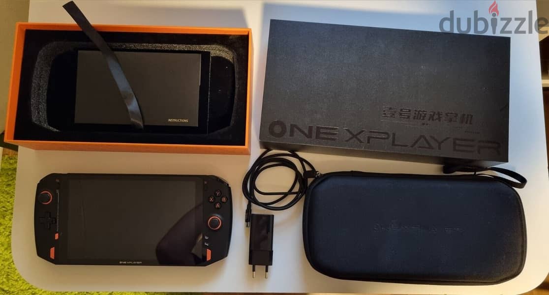 Onexplayer 1S 1TB SSD 16GB RAM Keyboard and Case 0