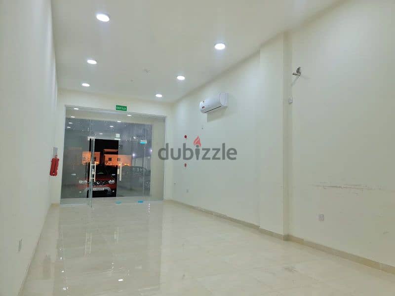 brand new shops for rent in al khritiyat 1