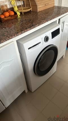 Like New-9kg Bosch Series 4 washing machine