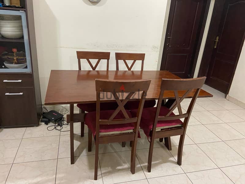 Homes r us Dining table 1