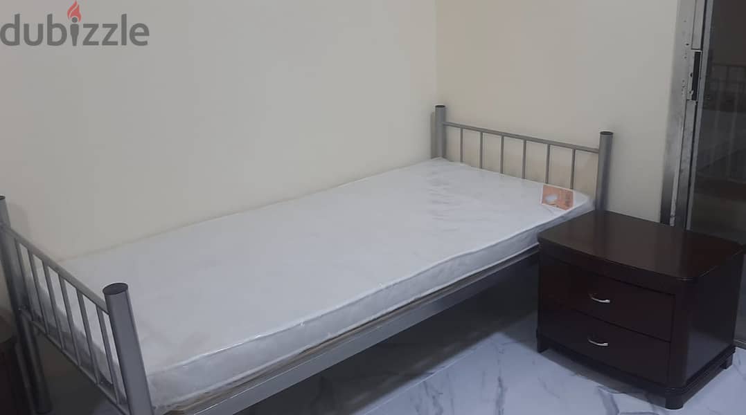 Bed Space for Keralite & Tamilian Exe. Batchelors at Mansoura 1
