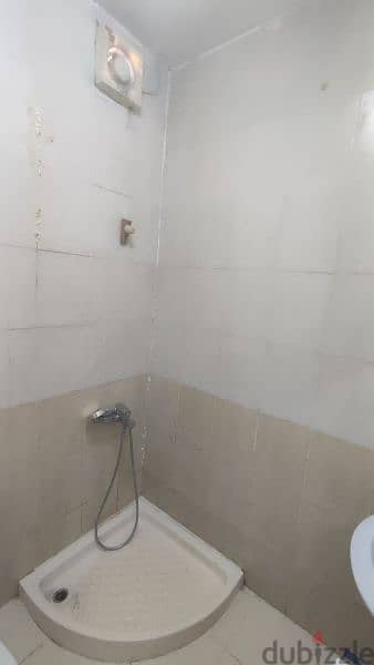 Unfurnished Family Room For Rent QR:1700, Al Gharrafa Close To Sidra 4