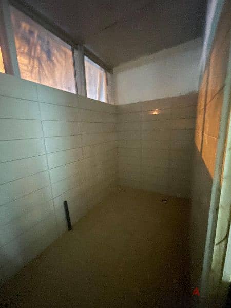 studio room for rent in bin mahmood 3