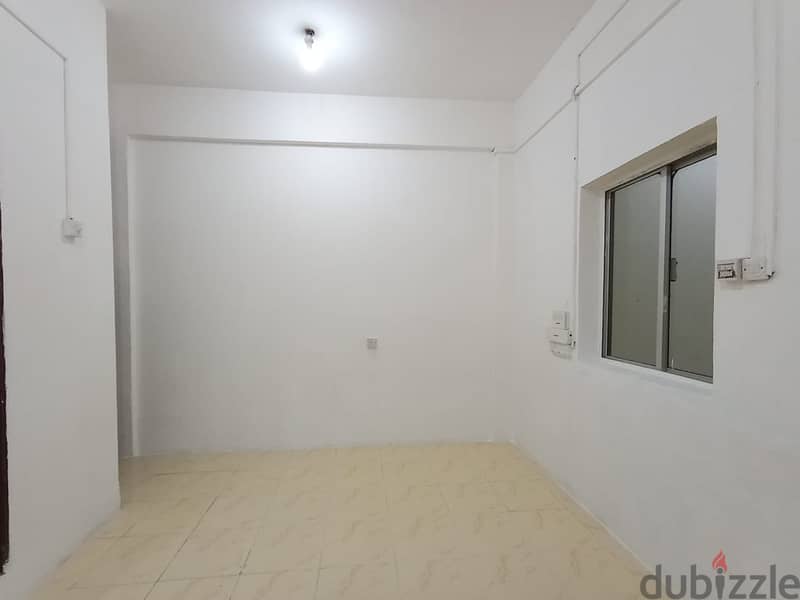 1 bhk available bin omran behind al meera for family 2