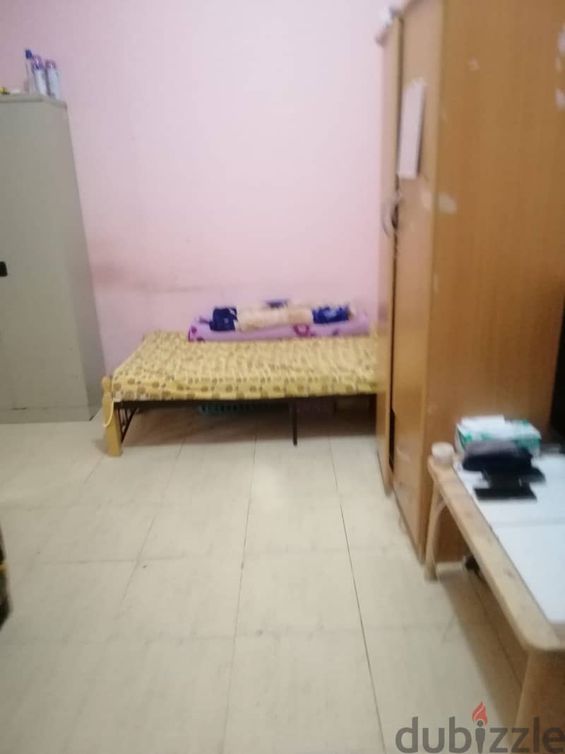2bhk fully furnished for short term 7