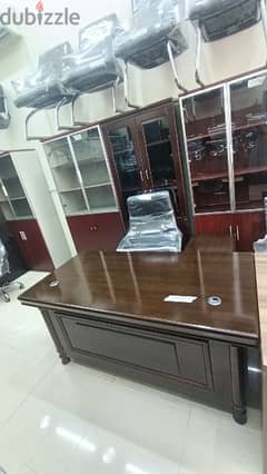 office furniture selling and buying number 3300655