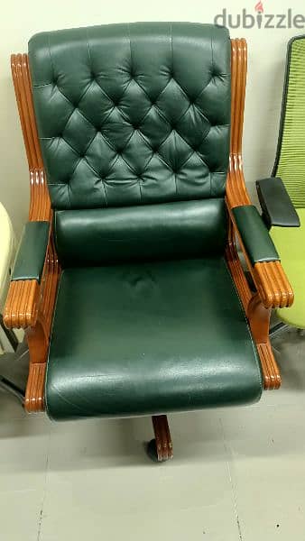 office chair selling an buying number 33006255 6