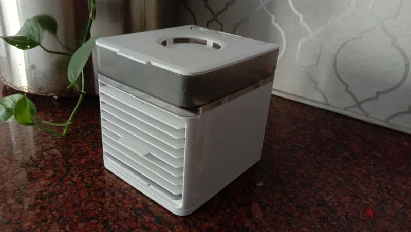Portable Mini Water Cooler 1