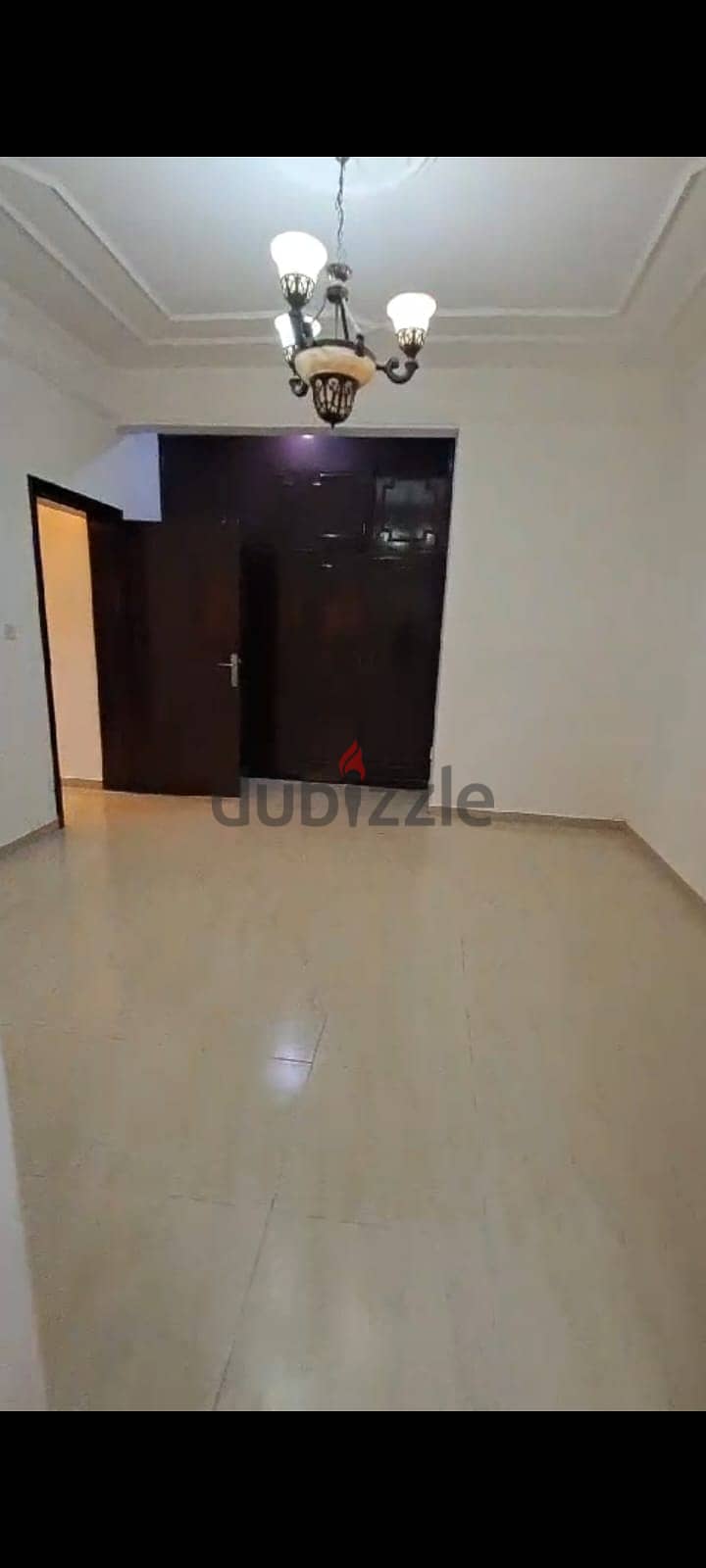 For rent flat (Ground floor apartment) in compound in Al Nasr 3bhk 8
