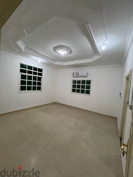 NEWLY CONSTRUCTED BRAND NEW STUDIOS FOR RENT !! »NO COMMISSION« 2