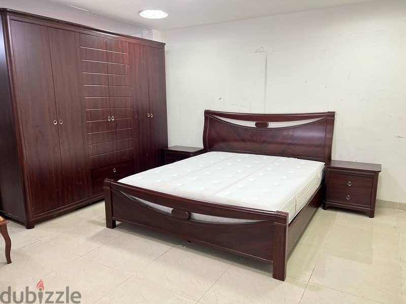 for sale king size bedroom set 180/200 c. m 1
