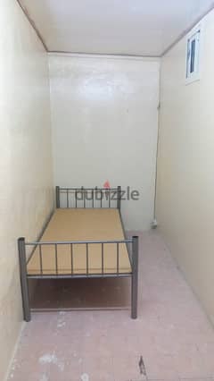Bachelor Room for rent - Madinat Khalifa North 0