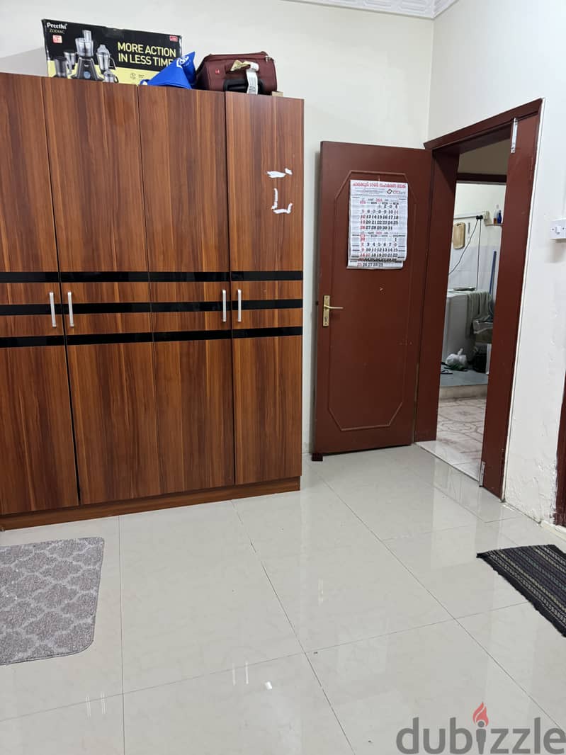 2BHK FURNISHED FOR SHORT TERM 0