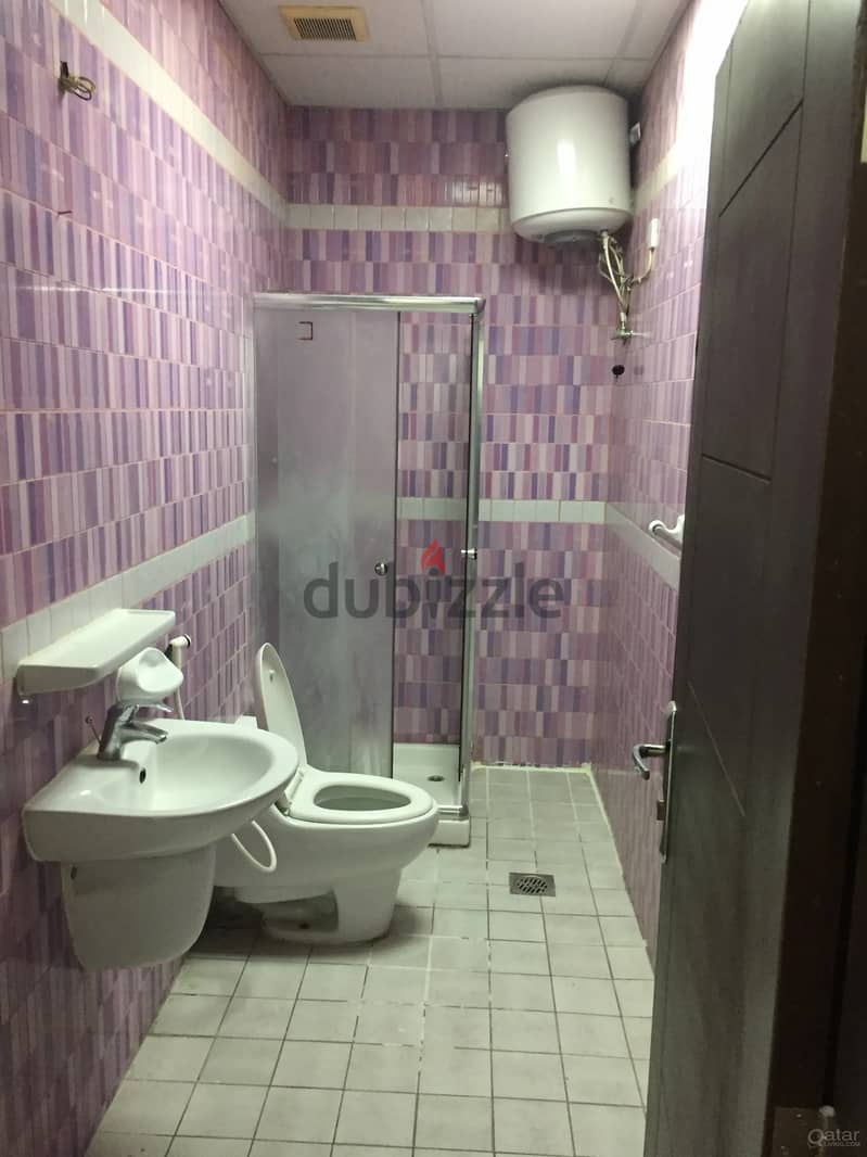 2 BHK - Free Water electricity- Al Mansoura (Doha) - FAMILY APARTMENT 3