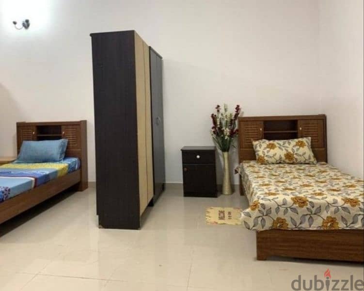 Lady bed space available peaceful bin omran 0