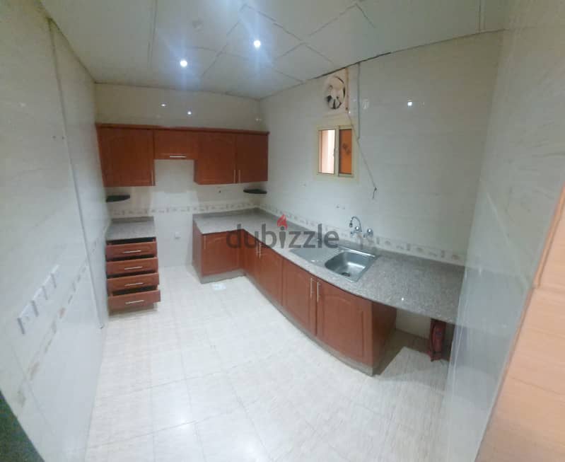 For rent apartment in Al Wakrah for families 3 BHK 6