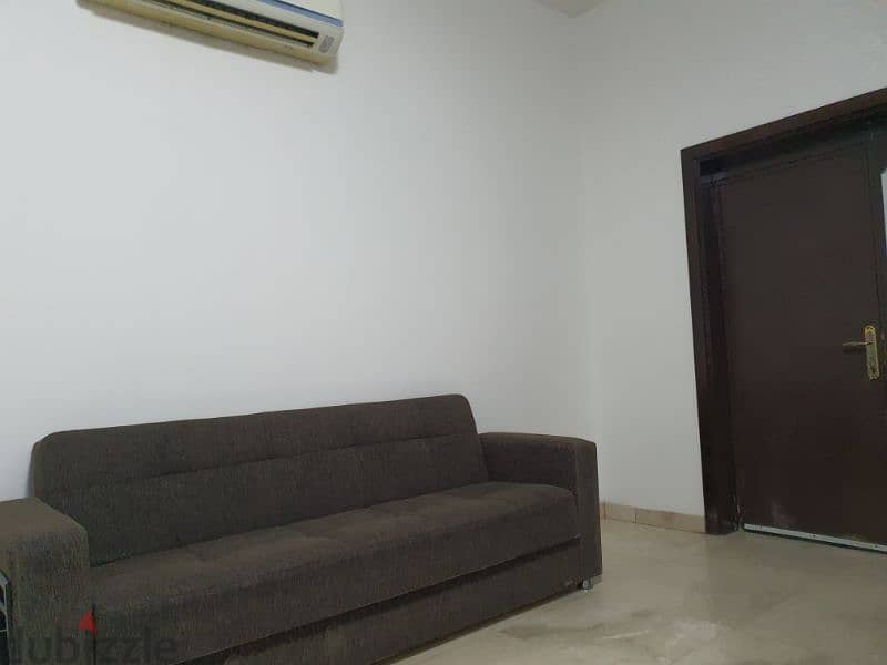 spacious fully furnished studio 4