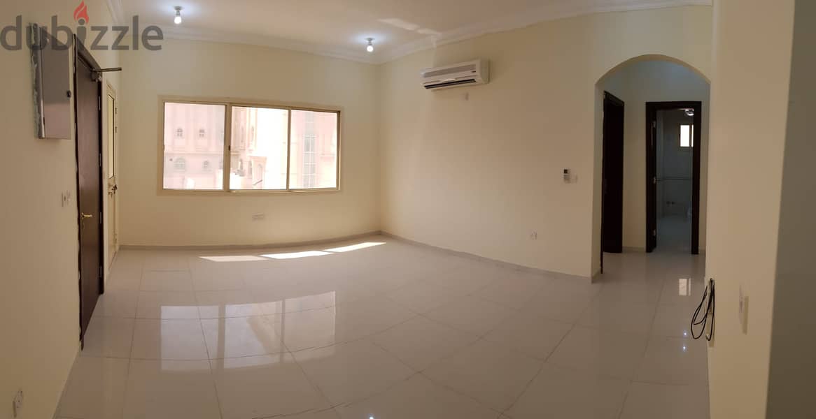 For rent unfurnished family apartment in Al Wakra behind Kims Medical 2