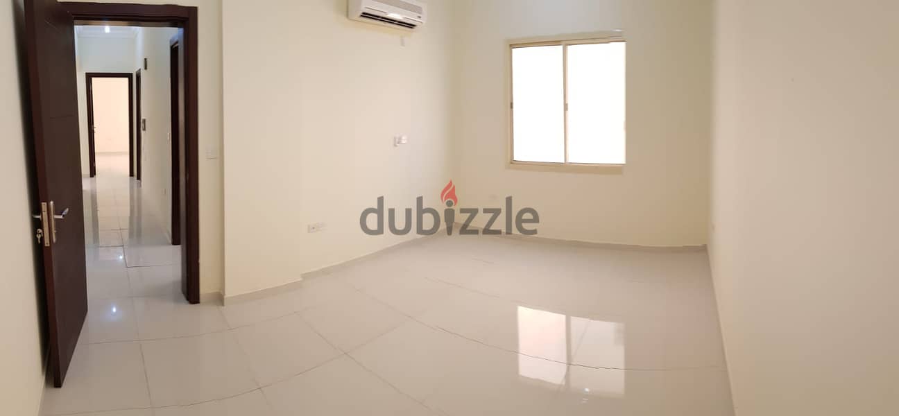 For rent unfurnished family apartment in Al Wakra behind Kims Medical 7