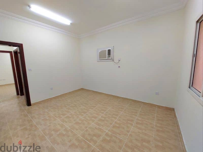 Immaculate 2-bed UF apartment in Najma 3
