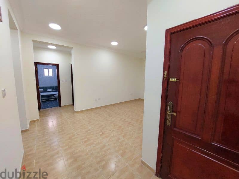 Immaculate 2-bed UF apartment in Najma 5