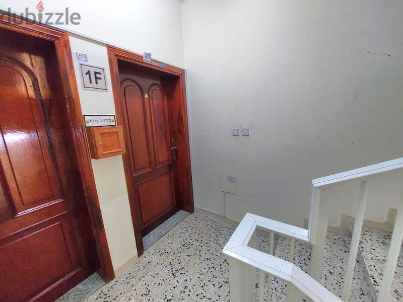 Immaculate 2-bed UF apartment in Najma 6