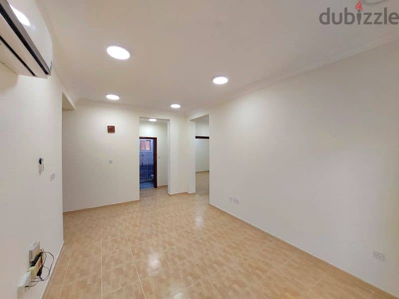 Immaculate 2-bed UF apartment in Najma 8