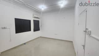 Spacious Studio Flat in Aziziya