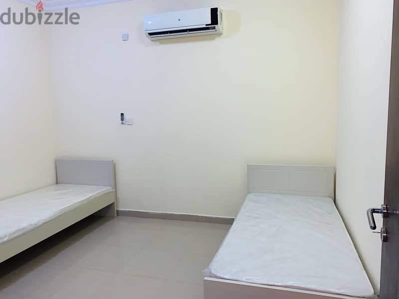 Executive Bedspace for rent for 2&3 persn room & single partition room 1