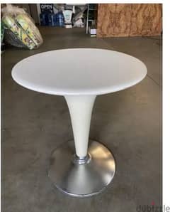 Round Bar Pub Table with Adjustable