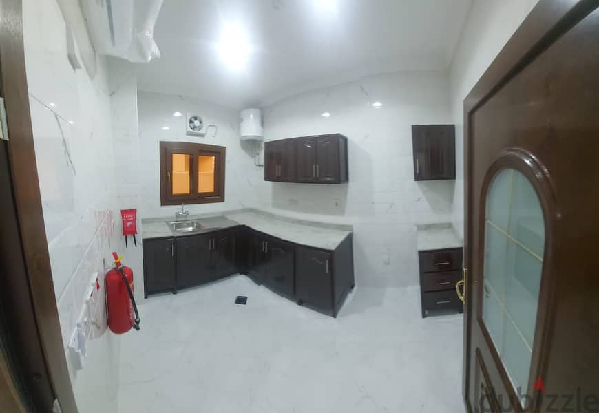 Building for rent in Al Wakrah brand new 3 bhk without commission 4