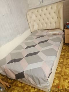 Bed And Mattresse For Sale
