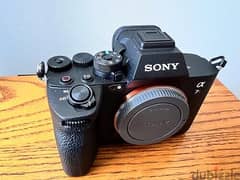 Sony - Alpha 7R IV Full-frame Mirrorless Interchangeable Lens 61 MP