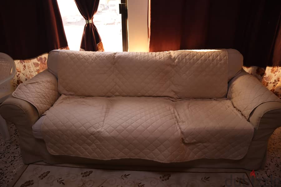3 SEATER SOFA WITH COVER 0
