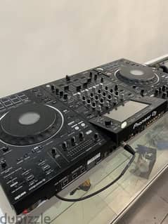 Pioneer DJ XDJ-XZ Professional All-in-One DJ System - Black