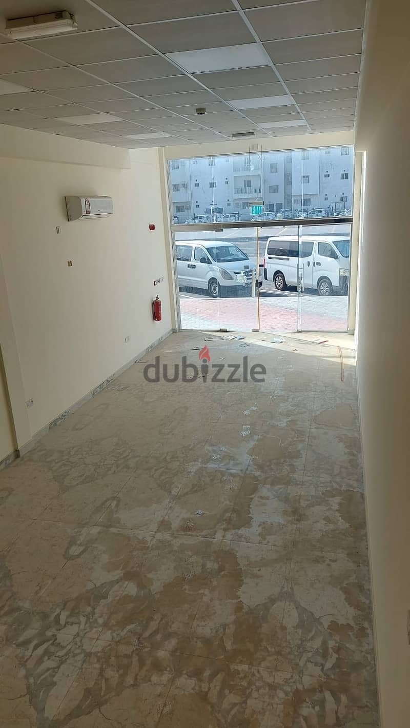 Commercial shops for rent in Al Wakrah area, areas starting from 100M 4