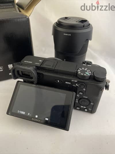 SONY ALPHA A6400 MIRRORLESS 18-135MM LENS