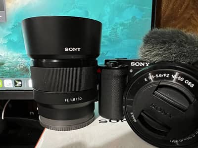 SONY ZV - E10 MIRRORLESS 16-50MM LENS RETAIL KIT