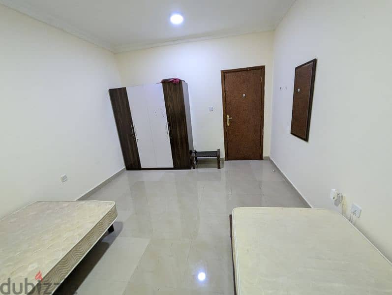 Bed Space For Male Executive in Mansoura 4