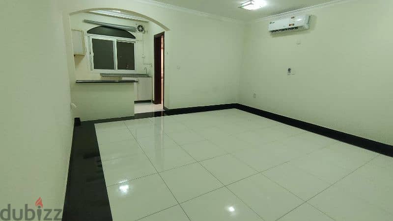 Studio room available in Abuhamour 1