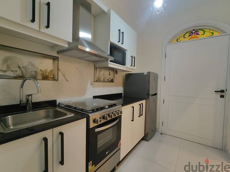 All inclusive, Fully Furnished Separated Kitchen Studio. 7